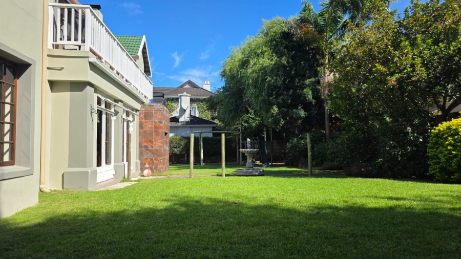 4 Bedroom Property for Sale in Heatherlands Western Cape